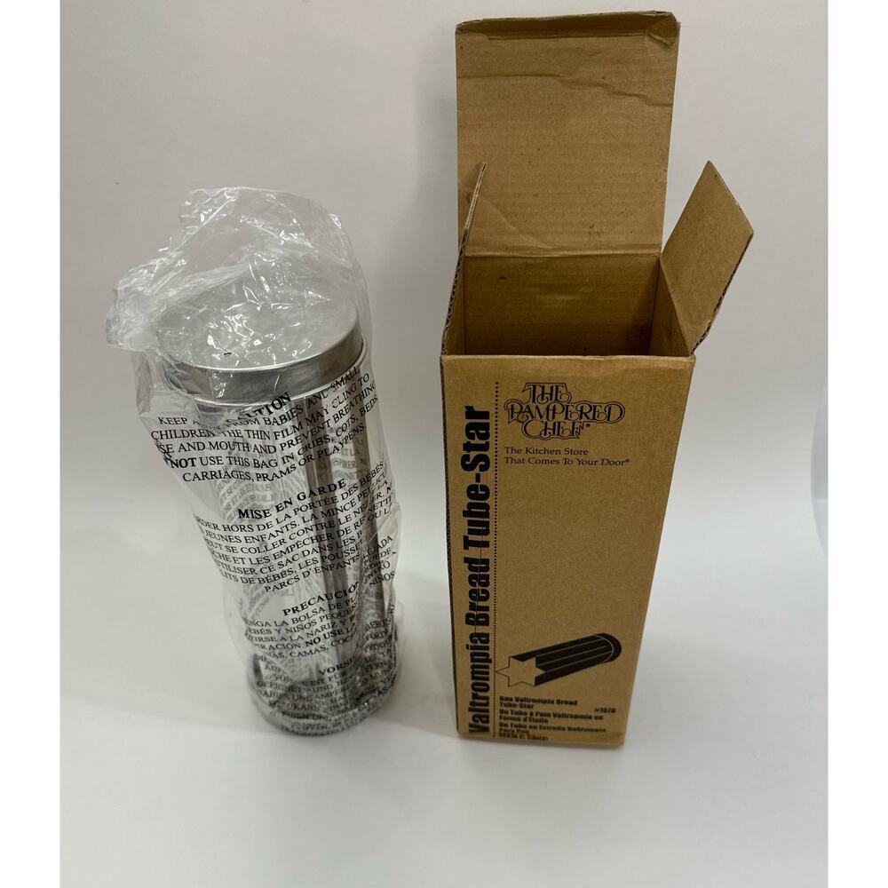 The Pampered Chef Baking Kitchen Ware Valtrompia Bread Tube-Star Shaped #1570